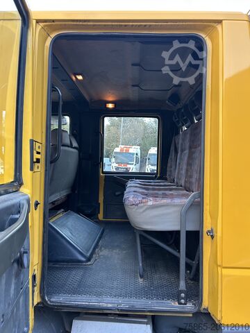 Chiếc vali Iveco EuroCargo 80E15 / Double Cab / Manual / 427 dkm...