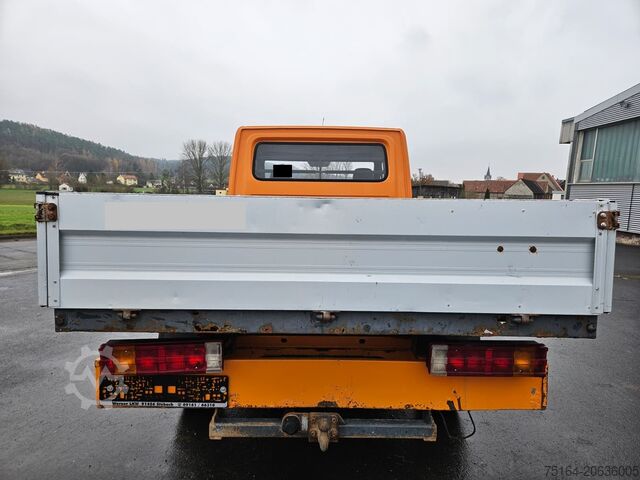 Tovornjak Mercedes-Benz 208 CDI