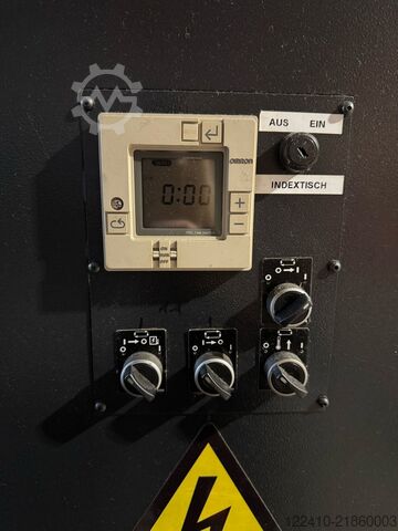 Bewerkingscentrum / Kitagawa 4e as Mazak VTC 200C II