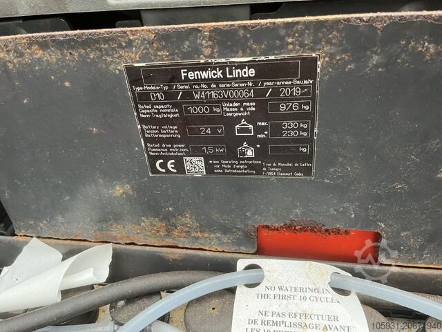 Người xếp hàng cho người đi bộ Linde D10