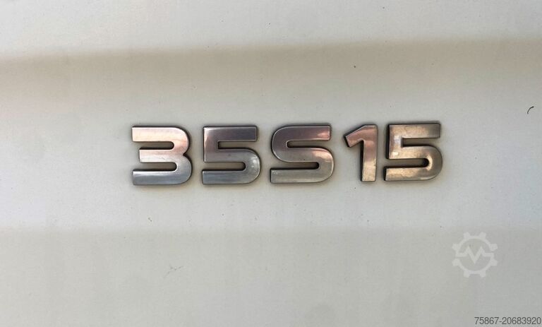 Lkw mit Festaufbau Iveco DAILY 35S15