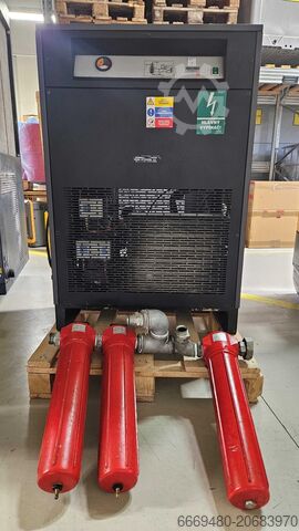 Kaeser schroefcompressor met droger KAESER CSD 102