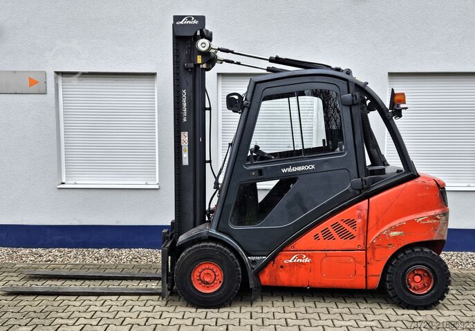 Дизельний навантажувач - повна кабіна - 3 тонни LINDE H 30 D-01