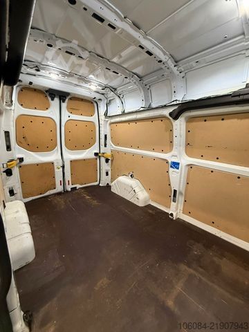 Κλειστό βαν FORD Transit Custom Kasten 320 L2H2 AC R-CAM AHK 2,8T
