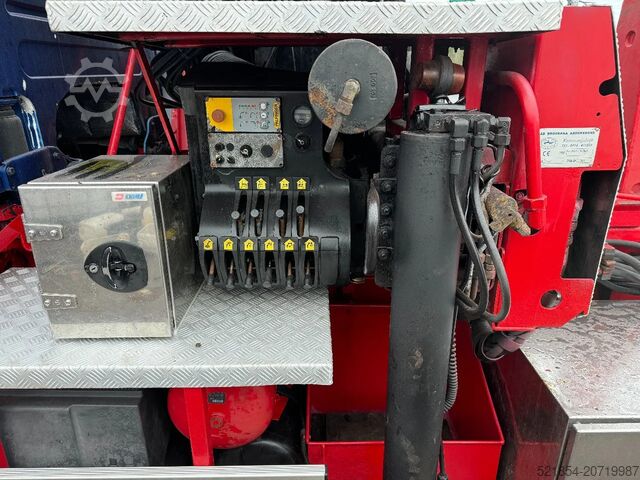 Innenlader Scania P420 6X2*4, Hooklift-truck with Crane, 2008