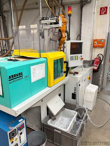 Injection Moulding Machine Arburg Allrounder 220S 180/70