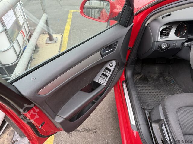 سيارة قيادة Audi A4