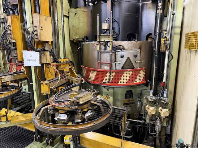 Prensa hidráulica para vulcanizar neumáticos Harburg-Freudenberger Maschinenbau GmbH KHP 46-150