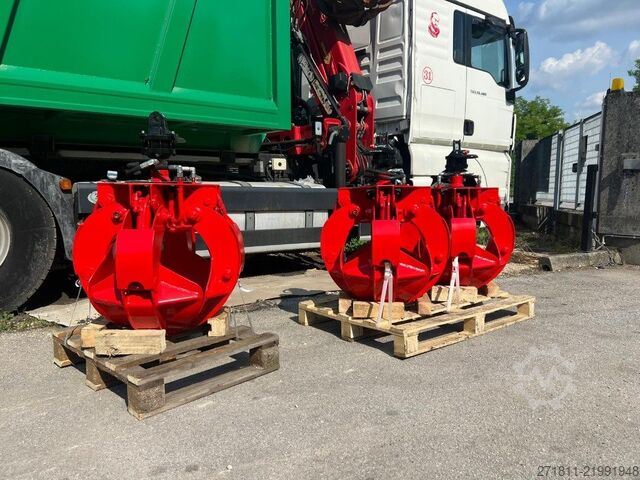 Camión para usos especiales  POLIPO NUOVO A 4 PALE