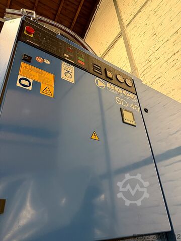 Máy nén trục vít với máy sấy lạnh Boge SD 40