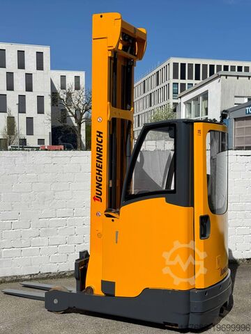 Tehergépkocsi Jungheinrich ETV 214 Kühlhaus - Service Neu - Batterie 81%