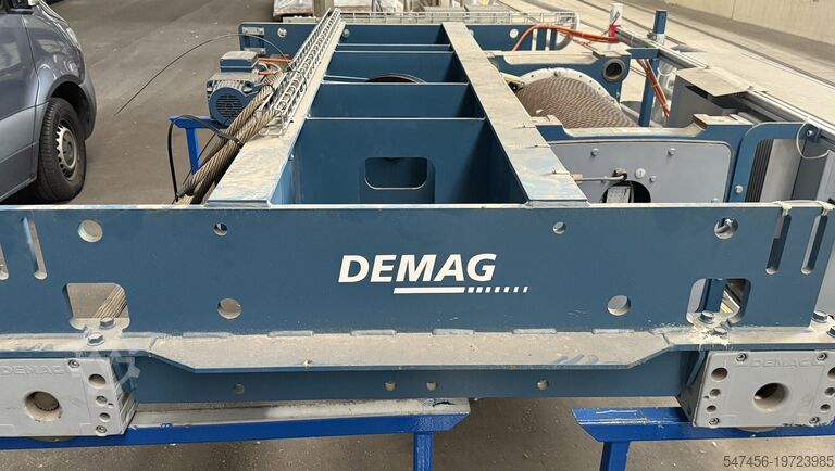 Rameno žeriava DEMAG ZKKE 16t x 26,5m Spannweite Neuzustand