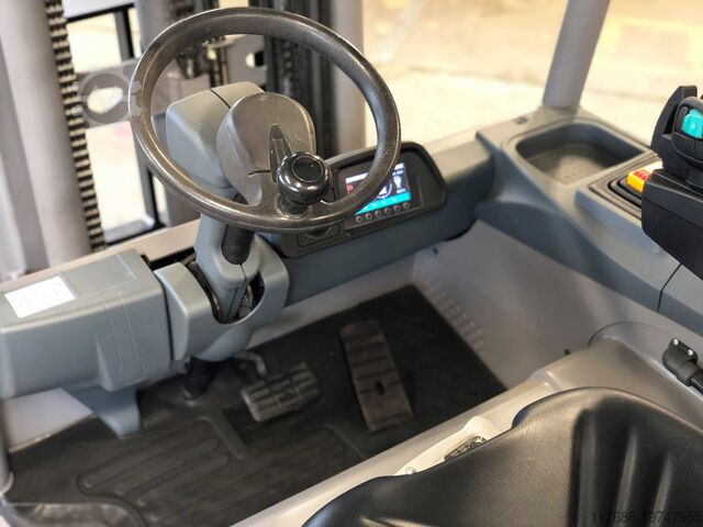 Veicolo elettrico a 4 ruote Jungheinrich EFG S30 - Service Neu - Batterie 87% + Garantie