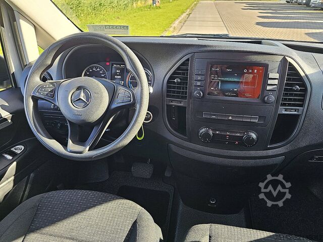 Универсал с высокой крышей MERCEDES-BENZ EVITO 66Kwh Wltp 292 kms