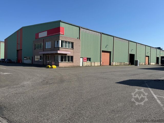 Hálfkláruð yfirbygging 2 Gewerbeimmobilien 