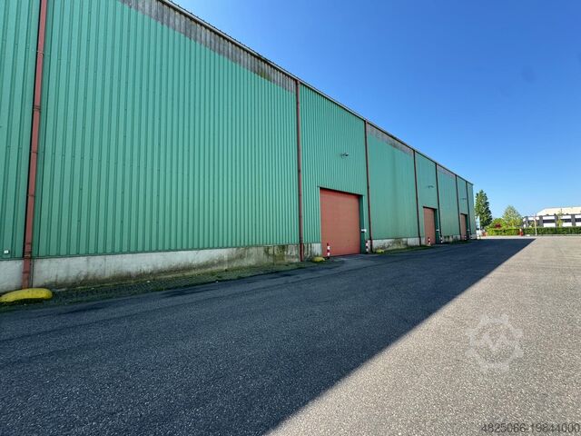 Hálfkláruð yfirbygging 2 Gewerbeimmobilien 