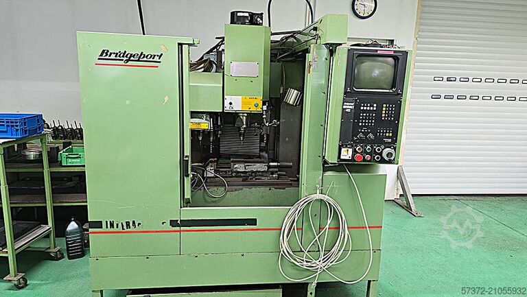 CNC vertikalni centar za mahiniranje Bridgeport Interact 412