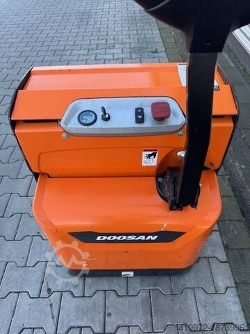 Transpalet Doosan BPL18S-7