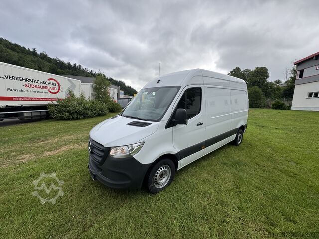 Pallbíll Mercedes-Benz Sprinter III 214 L2H2