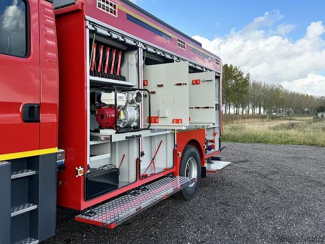 Carro de bombeiros MAN TGM 18.320 BB CH Fire Fighter Truck (11 units)