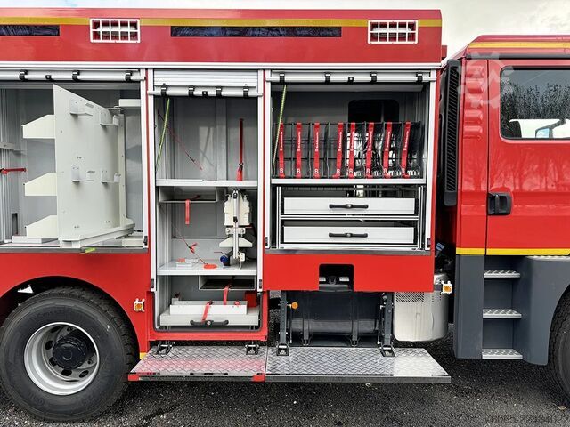 Carro de bombeiros MAN TGM 18.320 BB CH Fire Fighter Truck (11 units)