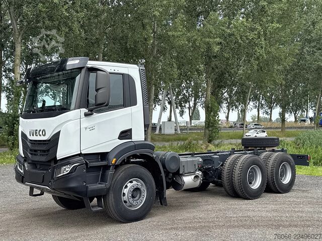 MTS standard Iveco T-Way AD720T47TH AT Tractor Head (3 units)