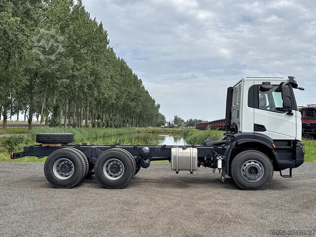 MTS standard Iveco T-Way AD720T47TH AT Tractor Head (3 units)