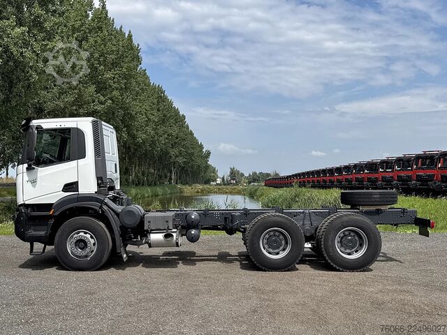 MTS standard Iveco T-Way AD720T47TH AT Tractor Head (3 units)
