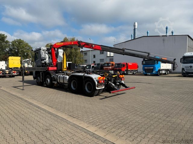 Кран монтиран на камион MERCEDES-BENZ Arocs 3246 8x4 Abrollkipper Kran Palfinger 19001
