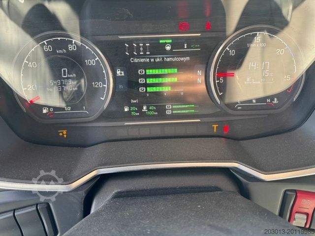 Kamion sa ravnom platformom SCANIA R540 8x2/4 Pritsche mit Kran FASSI F365