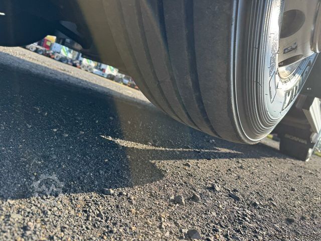 Lastbil med flak SCANIA R540 8x2/4 Pritsche mit Kran FASSI F365