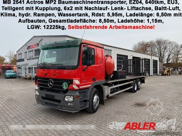 車両運搬トラック MERCEDES-BENZ 2541 Actros Baumaschinentransporter hydr. Rampen