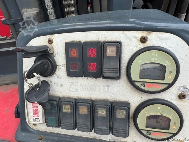 Stivuitor frontal MOFFETT M4-25.3