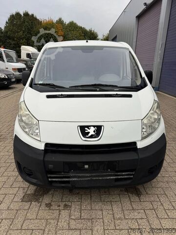 Φορτηγό κουτί Peugeot EXPERT **1560CC-EURO 4-AC**