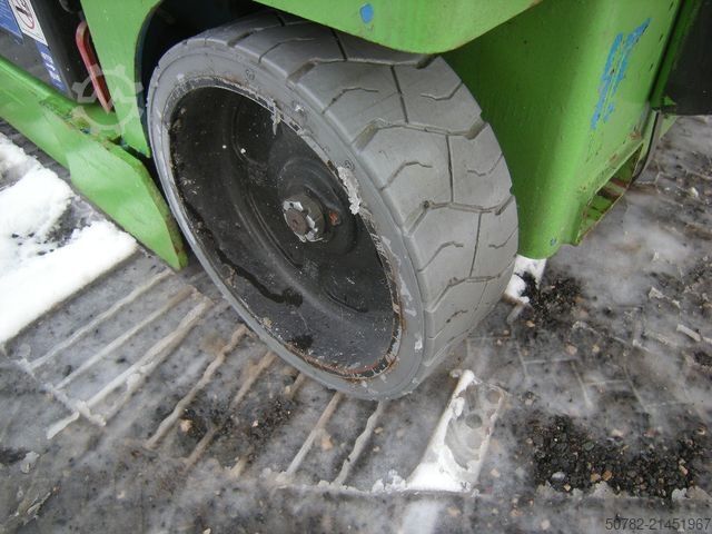 作業用プラットフォーム GENIE GS 2646 Genie / TKD, Scherenbühne 9,9 m