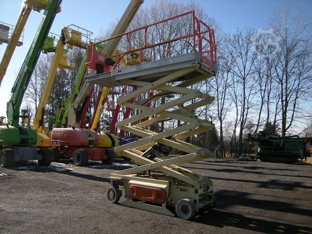 作業用プラットフォーム JLG JLG 3246 ES, Scherenarbeitsbühne AH 12 m