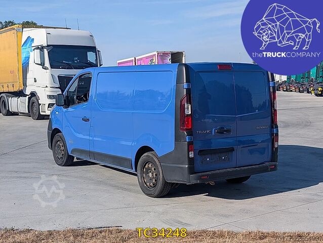 Fourgon tôlé Renault Trafic 1.6 DCI