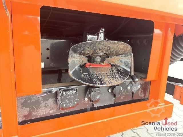 Autocamion cu caroserie tip cutie Scania P 370 LB4x2MNB RETARDER FULL AIR 705X245X235