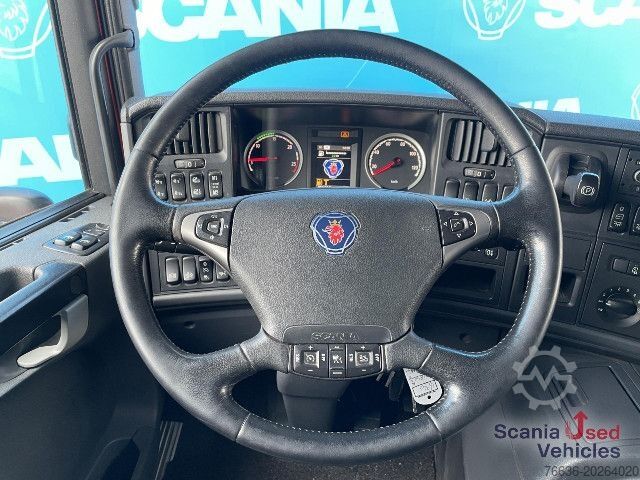 Autocamion cu caroserie tip cutie Scania P 370 LB4x2MNB RETARDER FULL AIR 705X245X235