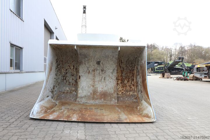 Tünel tekerlekli yükleyici GHH LF 11-H