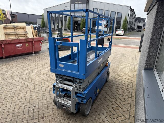 Genie GS-2032 lift gunting, lift kerja gunting, 2005 jam, tinggi kerja 8 meter GENIE GS-2032 schaarlift schaar hoogwerker 2005uur 8mtr werkhoogte