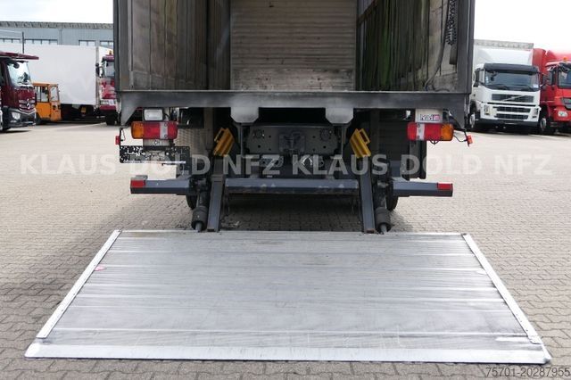 Camion cu platformă și prelată MAN TGX 26.400 Lift-/Lenkachse Vollluft LBW Euro 5