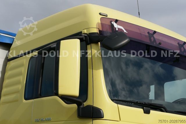 Camion cu platformă și prelată MAN TGX 26.400 Lift-/Lenkachse Vollluft LBW Euro 5