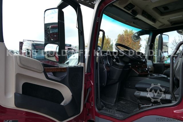 Camion transportator de autoturisme MERCEDES-BENZ Actros 2443 Autotransp. Kässbohrer. Supertrans
