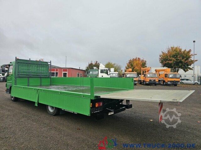 Pick-up van Mercedes-Benz Atego 813 6.2m Pritsche LBW 3Sitze NUR 48Tkm