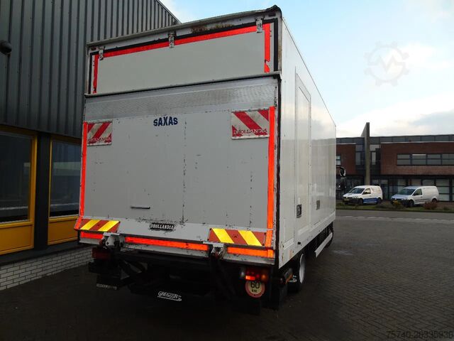 Resväska Iveco Eurocargo 80E18 + 3 SEATS