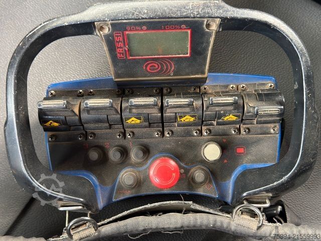 Crane yang terpasang pada truk MAN TGS 35.480* FASSI F450 BXP.26 + FUNK* TOPZUSTAND