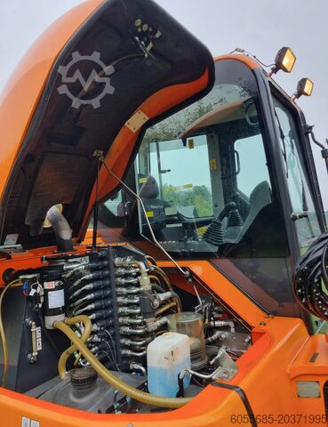 SKM Industriemaschinen GmbH SKM Industriemaschinen GmbH SKM Industriemaschinen GmbH