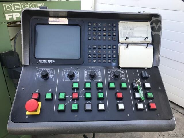 CNC universaalne tööriista-freespink juhtsüsteemiga GRUNDIG Contur 3 – DEFEKTNE, universaalfreespink DECKEL FP 4 ME