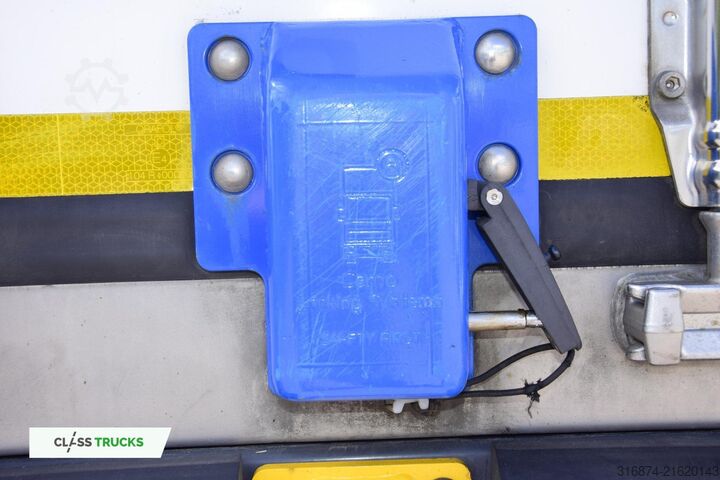 Reefer semitrailer KRONE SDR Cool Liner FP 60 ThermoKing SLXi 300